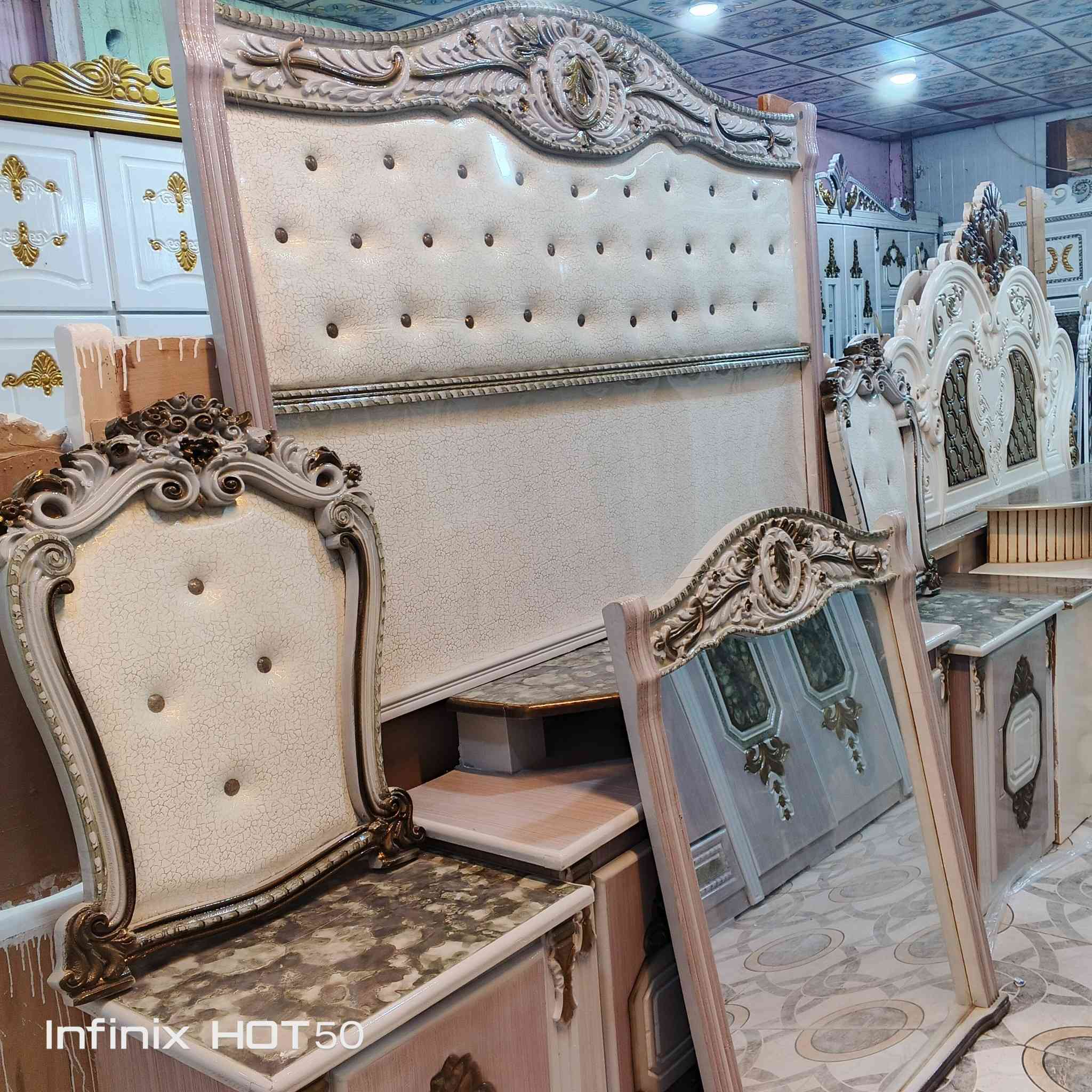 غرف نوم لبيع نجاره لبيع السعر مليون100 ***********ناصريه مركز
