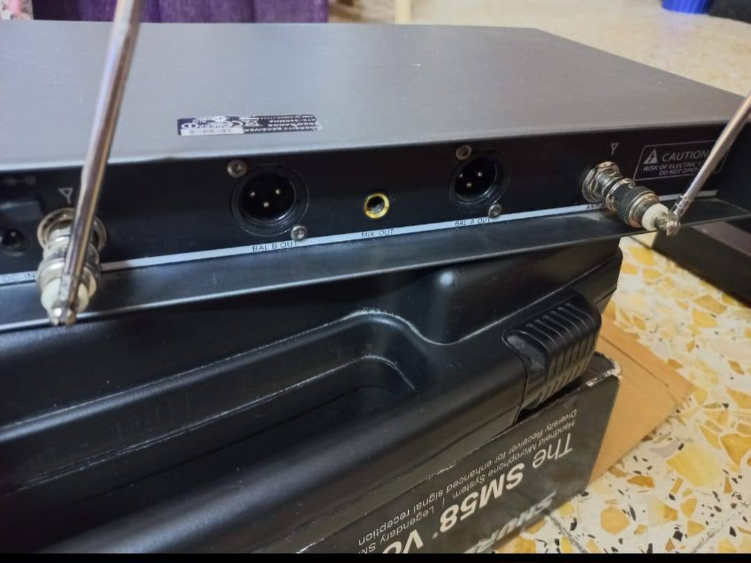 من رخصة الادمن
مايكات للبيع عدد ٢ واحد سينهايزر واحد شور اصليات نظافه ٩٩٪ فول دفع نقاوه كواليتي عالي مستعجل على بيعها وسعرها القطعتين ٢٥٠ الف دينار عراقي مبينات من الصور تفحص وتشوف وتقتنع يله تشتري..
الشراي يراسلني خاص ويدلل.. تحياتي للجميع.


**إذا كنت صاحب هذا الإعلان وتريد حذفه لأي سبب، رجاءا أرسل رسالة إلى الدعم الفني**