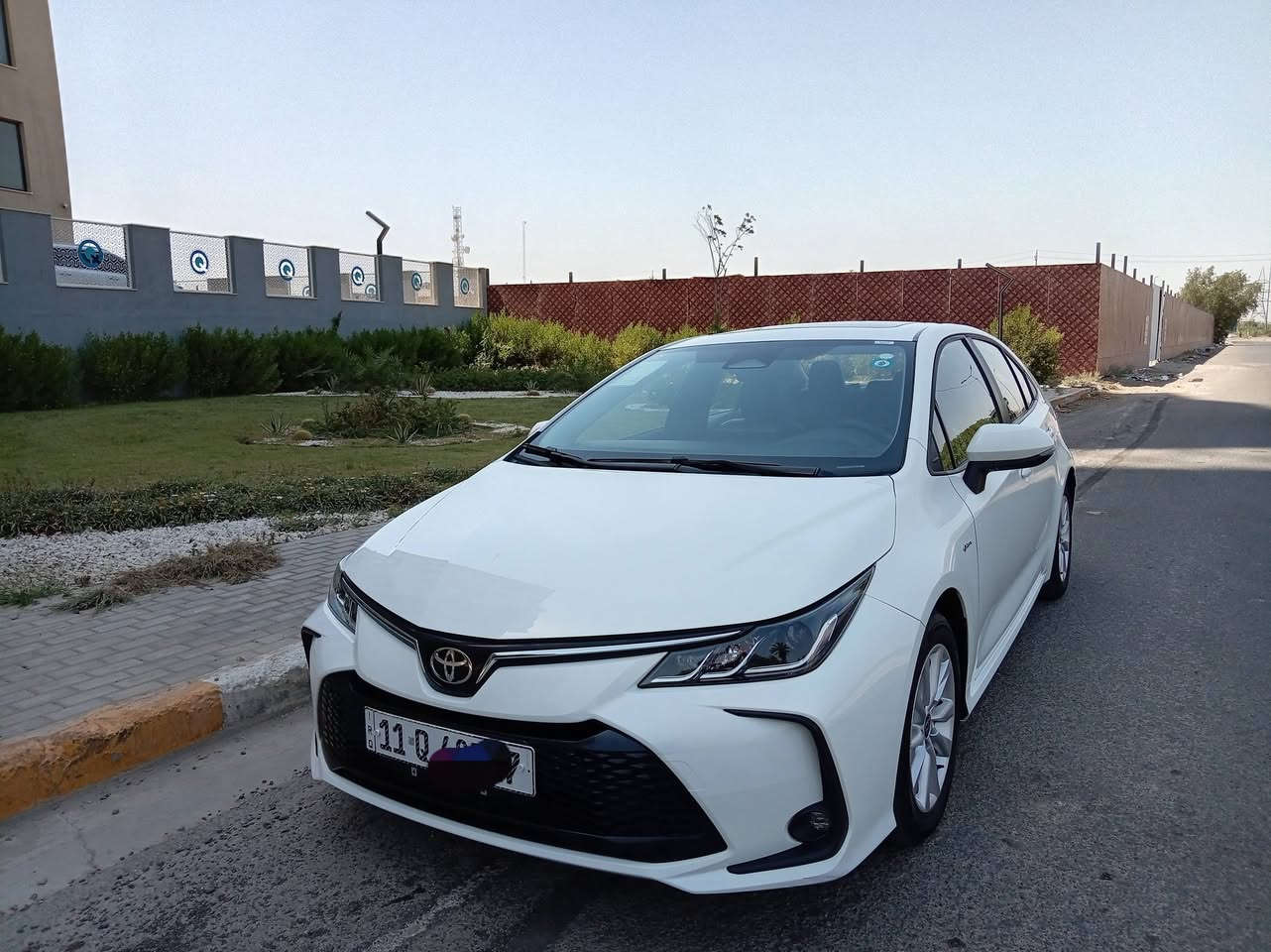 السلام عليكم كورلا 2025 خليجي
رقم بغداد بسمي 
مكفوله من الضربه والصبغ والبارد 
مواصفات السياره
فتحه سلايت
بصمه 
مكينه 1800دوش
جلد 
لدات أمامي خلفي 
كامره
شاشه أبل كاربلي
هاند. بريك دكمه
سبايدر بلادي
السياره جديده جدا جدا 
ماشيه 12. الف
السعر 160$

***********

***********
