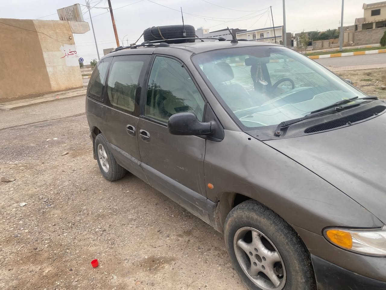 دوج كرفان موديل1997 كشونه جلد وكهرباء كير تعليك كير ومحرك شرط كهربائيات كلها شغاله السعر40 بيع او مراوس 
رقم بغداد خصوصي (و) المكان صلاح الدين تكريت 
***********
