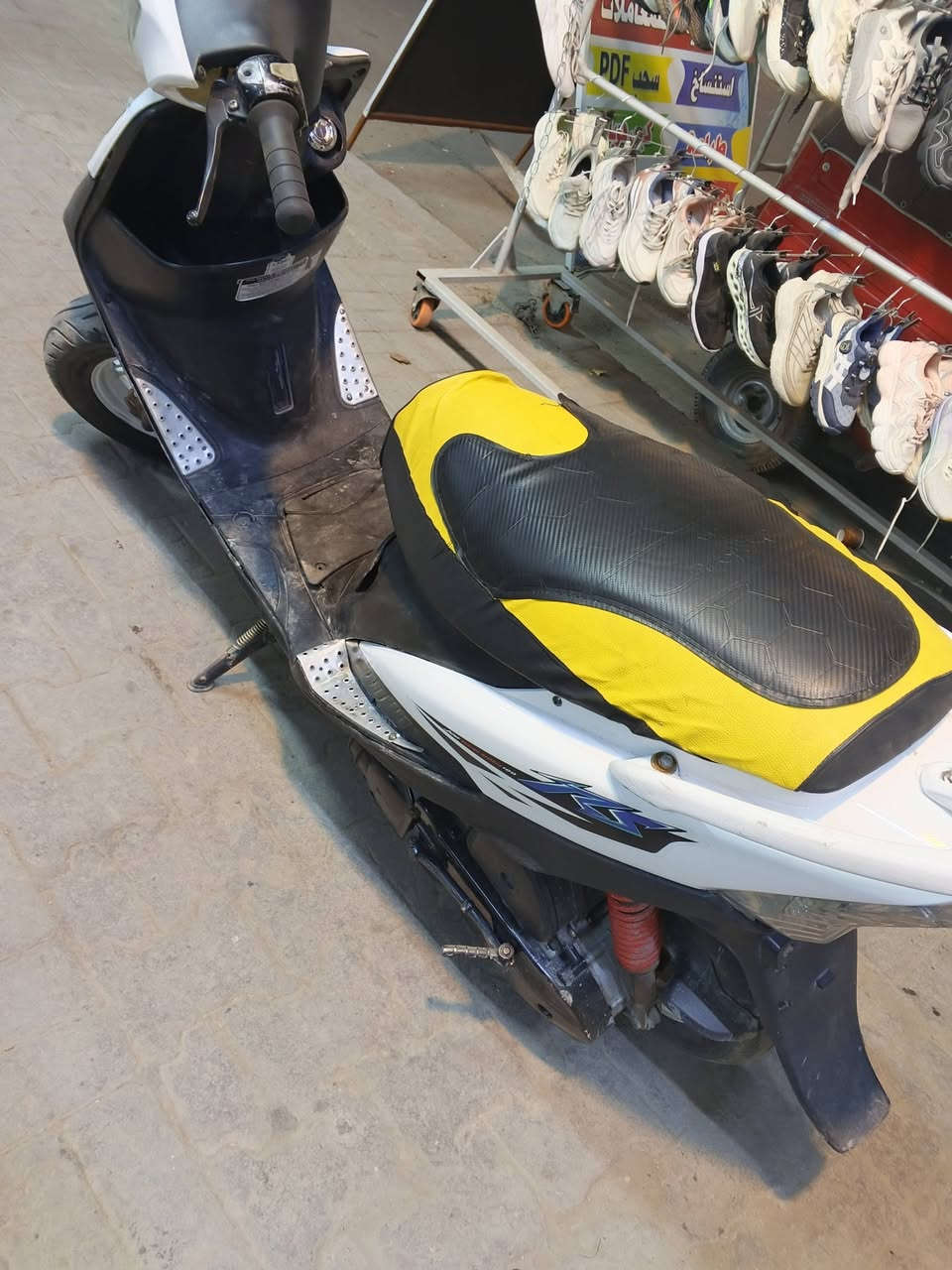 السلام عليكم درجه ماكس عدله كامله مكمله سلف وهندر السعر 360 وبيه مجال مكانه مدينه الصدر ***********
