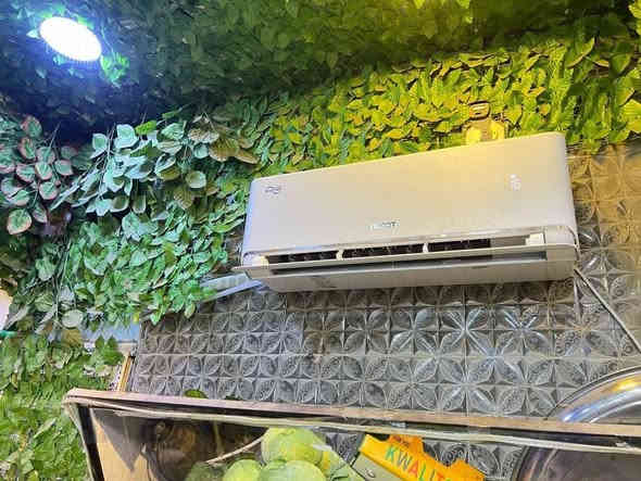 ١-تنصيب سبلت جداري السعر 50
٢-تنصيب سبلت جداري عدد 2 بسعر 80 الف 
٣-غسل سبلت عدد ٢ مع الثالث مجاني بسعر 60
٤-فتح سبلت جداري 25
٥ - فحص السبلت ان وجد عطل 15 الف 
٦- فتح ونقل السبالت من مكان الو مكان 
لتنصيب كافه انواع السبالت ✅
تنصيب سبلت كنتوري ✅
تنصيب سبلت جداري ✅
عمل فاكيوم(suction)✅
شحن غاز مع ضمان في الغاز ✅
شحن غازR22 وغازR410A✅
غسل كافه انواع السبالت ✅
ادامه كافه انواع السبالت✅

العنوان بغداد رقم الهاتف ***********
