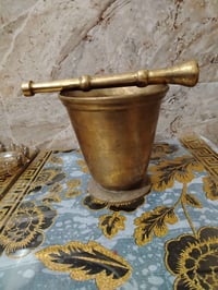 هاون مخطط كلش حلو لون  ذهبي مميز قياس ١٧ سعر خاص او اتصال ٠٧٧٠٦٣٩٤٤٢٤ ...