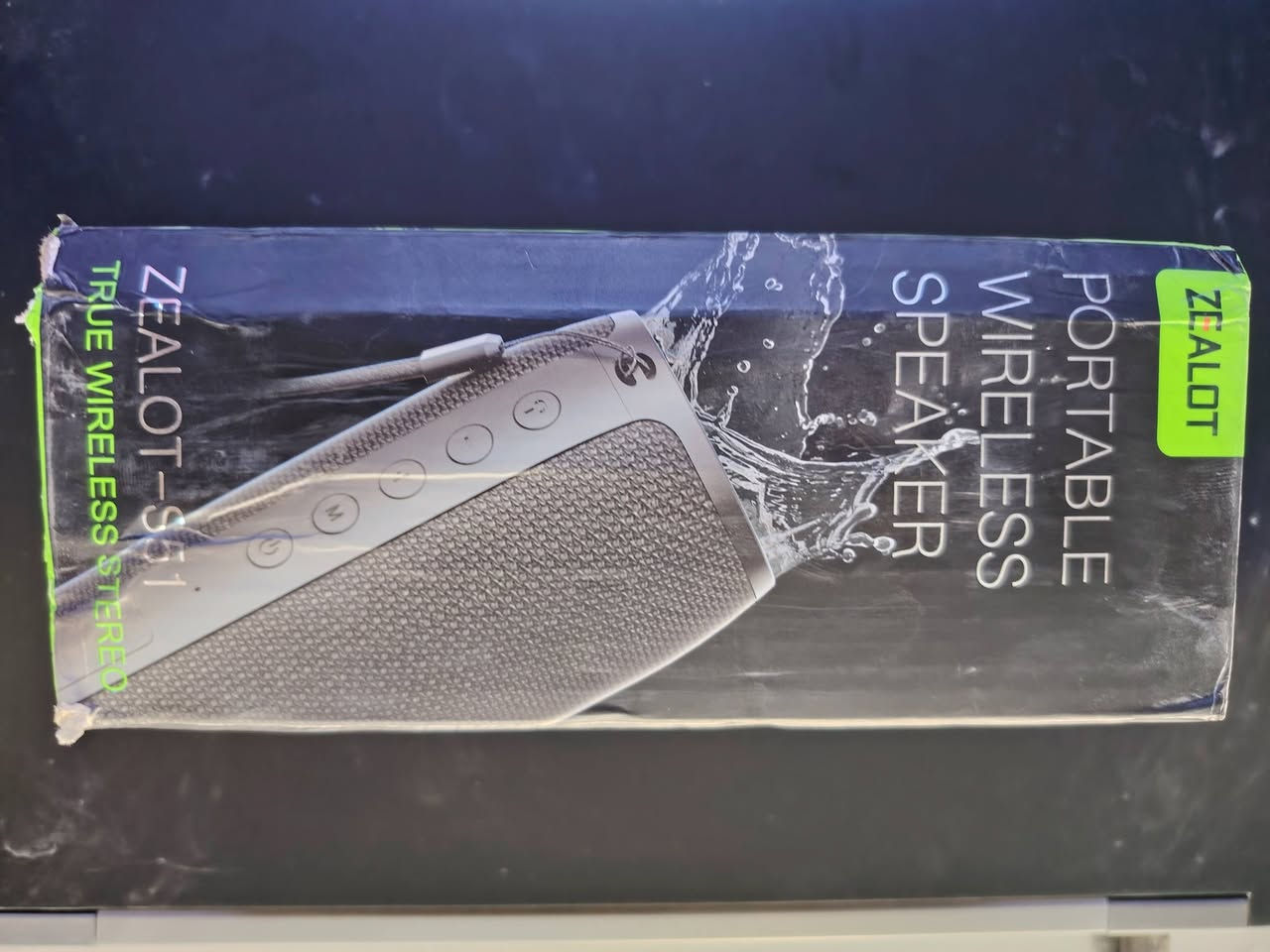 سبيكر زيلوت دمام درجة اولى الحجم الصغير سعره فقط ٢٥ الف للاتصال ***********
