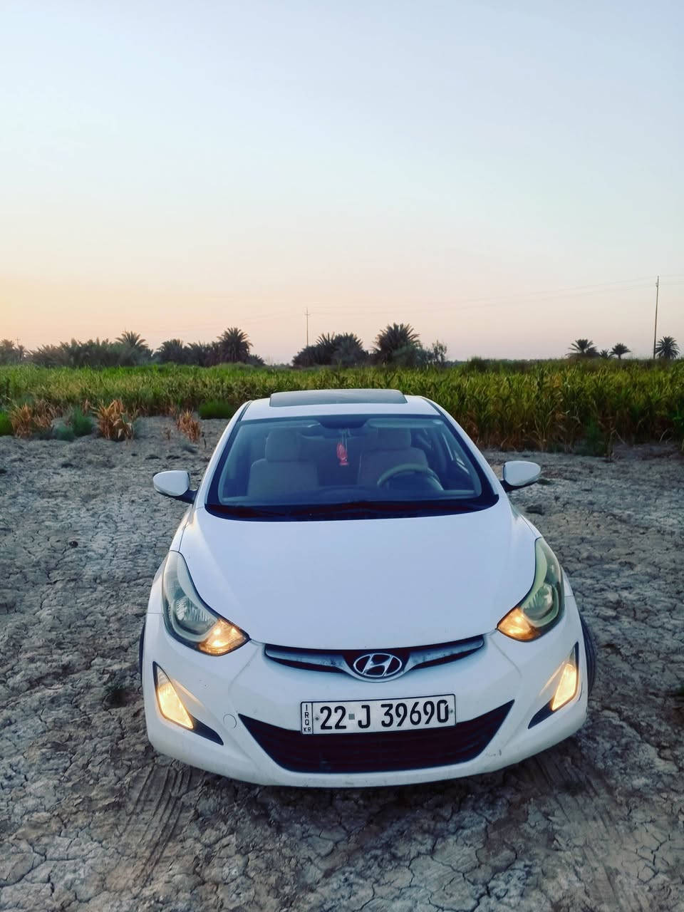 السلام عليكم ،،
النترا للبيع موديل 15 خليجي مكينه 1800 دوش فول مواصفات مكفولة ماعدا قطعة وحده صبغ سعره 122 وبيه مجال قليل ،
الديوانية/الدغاره ***********
