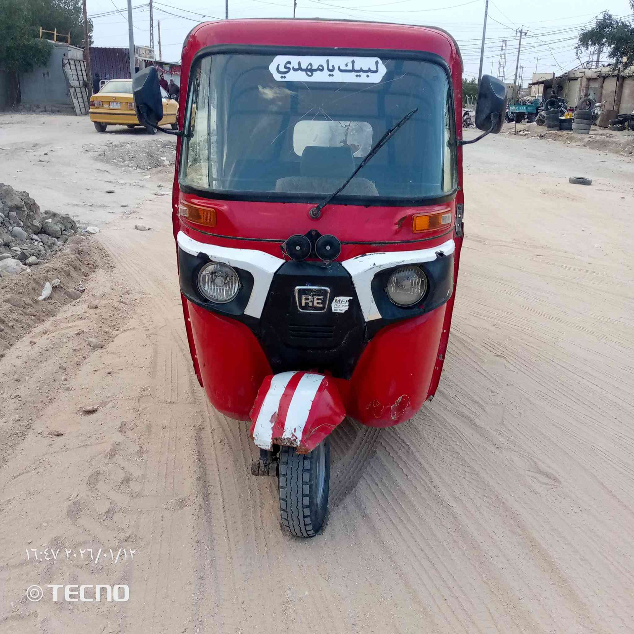 تكتك مديل 18 رقم  وسنويه  تكتك حلوه ونضيفه ما عوزه شي  بس تفيلس يمكن وحله بلمشي كهربياته كله شغال سعره 3ونص وشراي يخابرني *********** مكاني ناصريه السكان الصناعي
