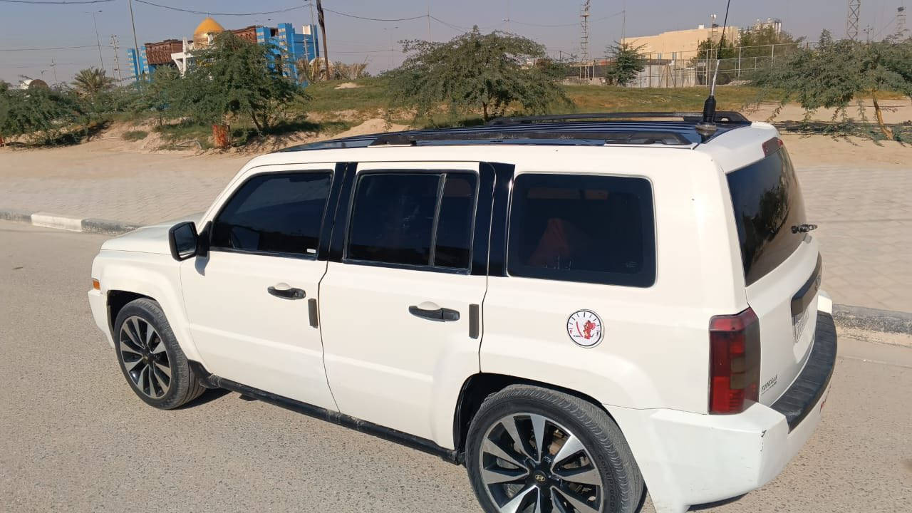 سلام عليكم جيب شاروكي 2007 جاهزه مكينه كير سنويه جديده تحويل ثاني يوم المكان البصره زبير لاستفسار اكثر *********** السعر 68
