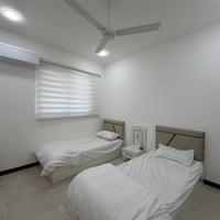 شقق حديثة مفروشة بلكامل للأيجار في الكرادة والجادرية  07716759929