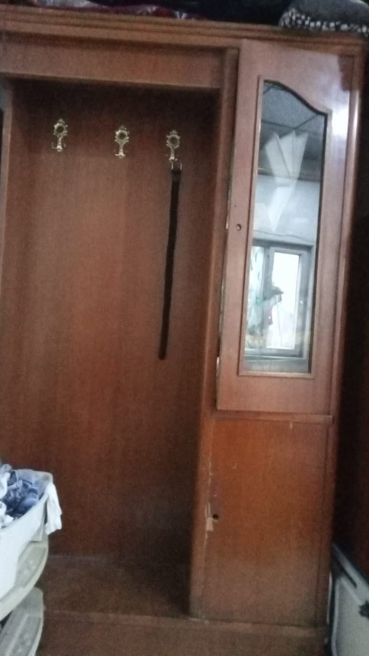 سلام عليكم غرفة نوم كدامكم بل صوره خشب اصلي وليس نشاره وهي حالياً مفصخه فقط شد لا تكلف ونحن عارضيهاً مجاناً الي يريده يتواصل عله هاذ الرقم *********** العنوان بغداد حي
العامل

