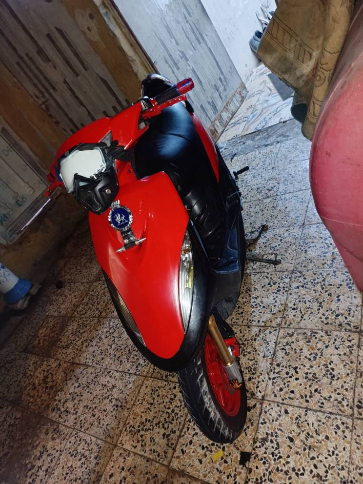 مستعجل عل بيعتهه تره مو سعره هذا والمحرك مامفتوح مامزوده وذا اكو امراوس ايراني كون صول هم قابل دراجه امفوله من كلشي *********** البصرة, العراق
