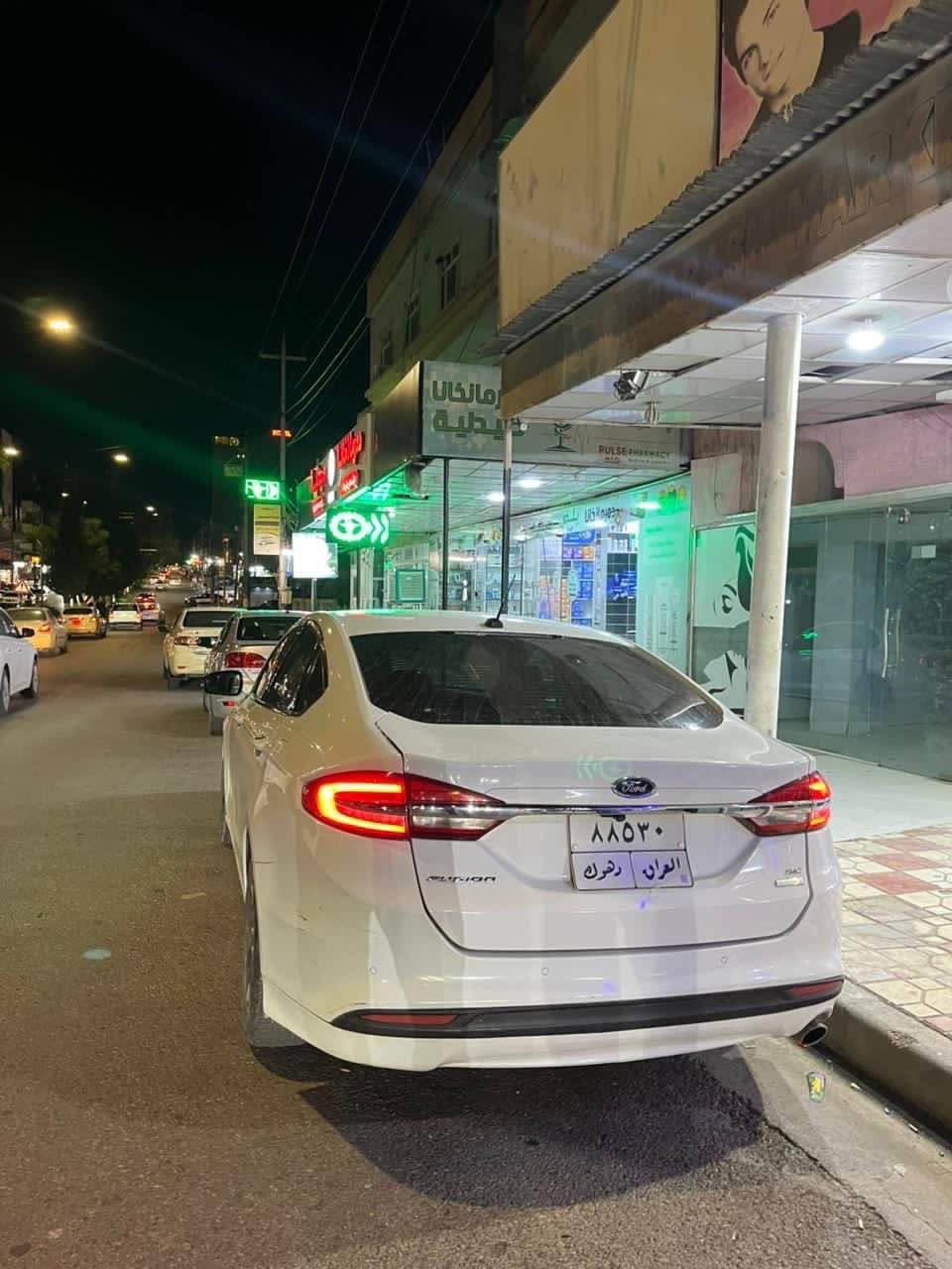 فورد فيوجن موديل ٢٠١٧ 
سيارة بابين صبغ بدون دواخل 
كير محرك كهربائيات كل بشرط محرك ١٥ تيربو و مو مفتوح تبريد بشرط تحويل وكاله بشرط ٥ ورقة علية غرامة نزل سعر و سعر ٩٤ ورقة ومكان سيارة دهوك 
*********** دهوك, العراق

