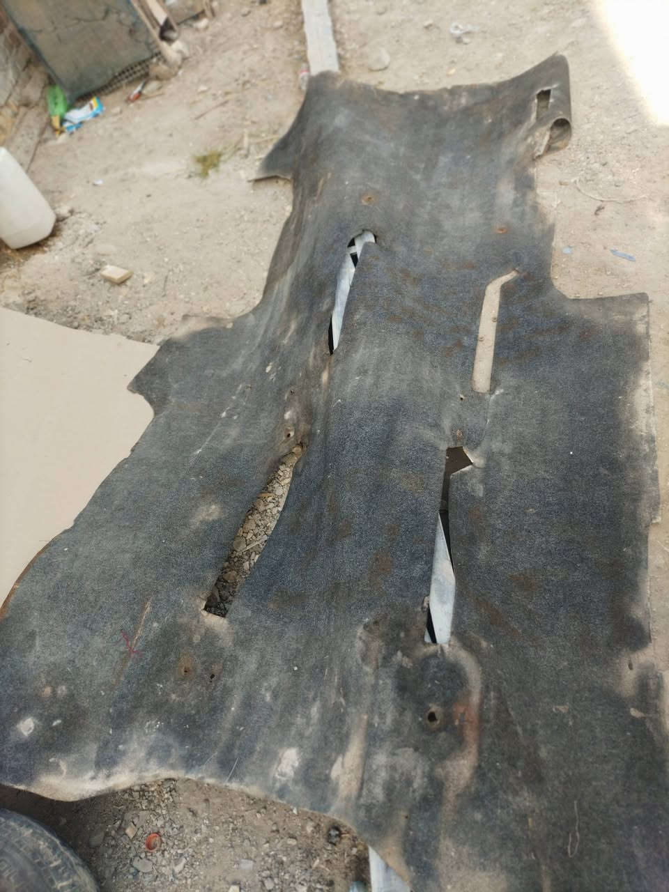 غراض بريجو ومنغوليا حله قرب معمل غاز نادر حسينيه مصطفئ.  كير جديد. سعره خاص. ***********
