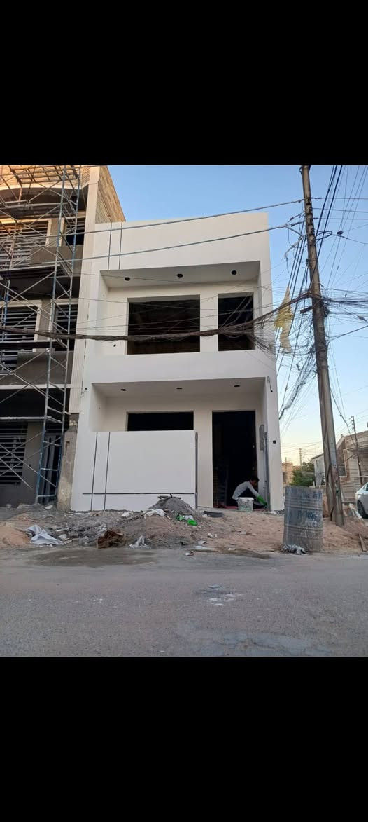 لباخ متفرغ حاليآ
لعمل الواجهات الحديثه والقديمه لبخ نثر سقل طلس ماده صبغ

للتواصل عبر الخاص او وتساب ***********
