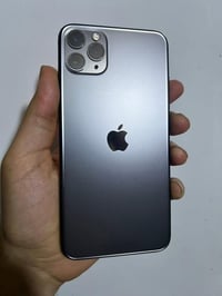 آيفون ١١ برو ماكس • ٢٥٦ • بطارية ٩٤