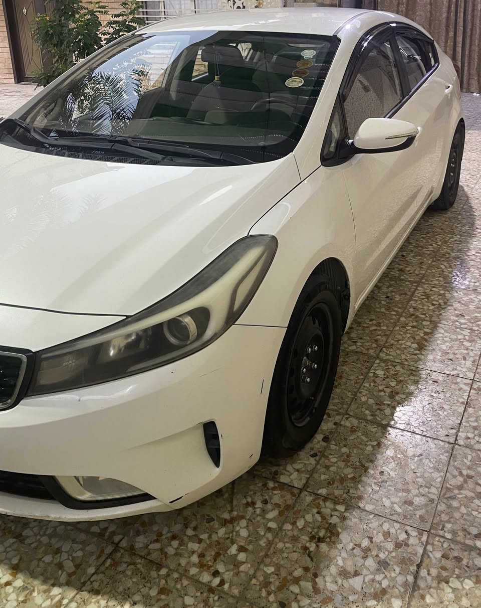 سيراتو خليجي 2017
محرك 1600 ماشيه 135
رقم اربيل  /سنويه نافذة / 
حالوب + بيه بارد قليل  
تبريد بي مشكلة
مواصفات اشاير بالمري بلاجكتور امامي /تحكمات ستيرن جهتين /شاشه كبيره وكامره خلفيه /نظام ABS ونظام مانع انزلاق 
سويج عدد2
السعر22 وبيها مجال
***********
مكاني النجف الاشرف
