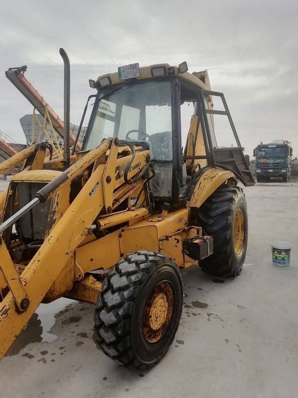 السلام عليكم 
للبيع حفاره جي سي بي موديل 1998
رقم بغداد تحويل
***********
***********
