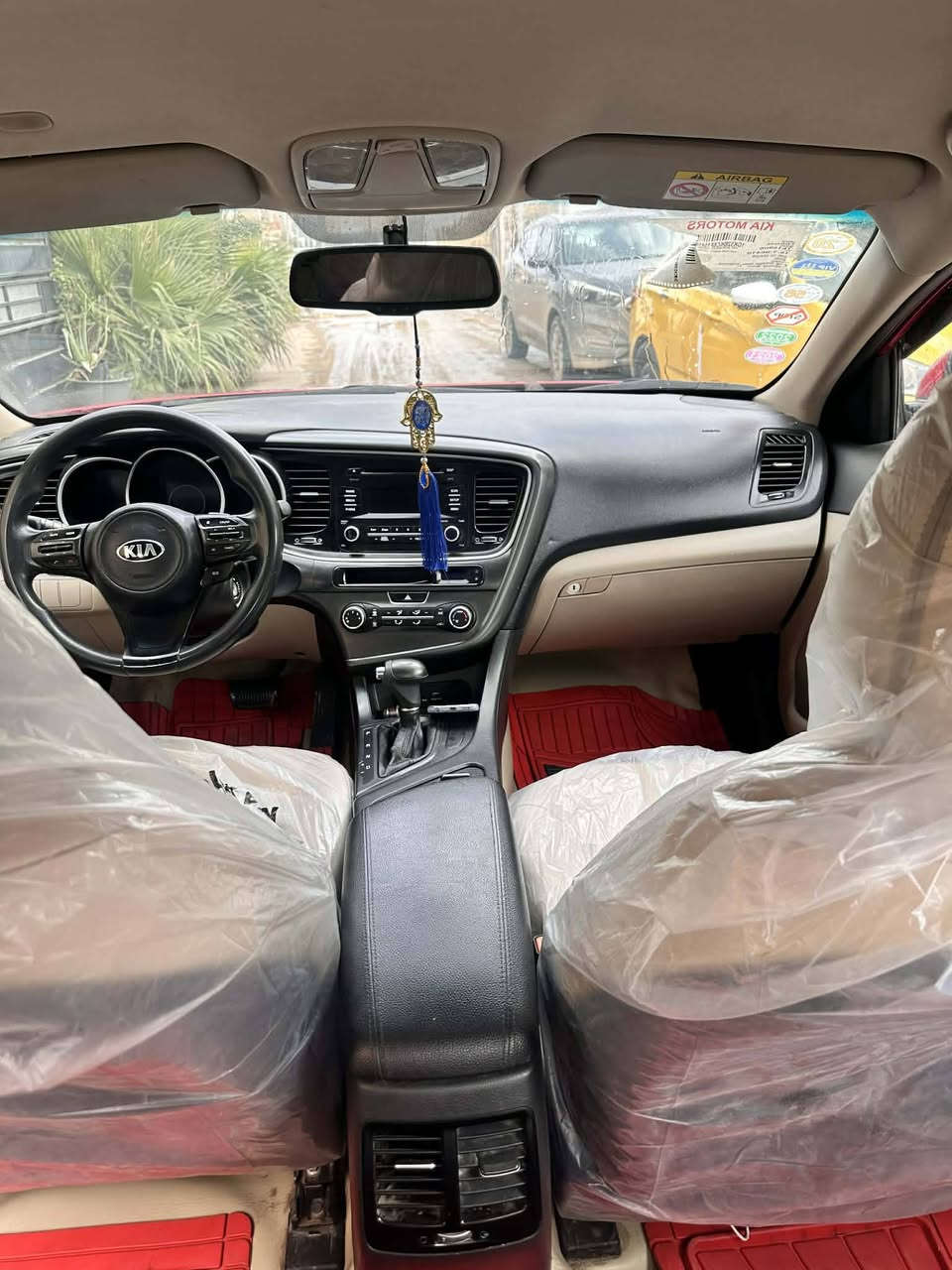 السلام عليكم للبيع
نـــوع السيــــارة : أوبتيما 
المـــــــوديــــــل :2016 
لـون الســـــــيارة : ماروني. دم الغزال 
رقــــم اللوحـــــة : بغداد. 
تبريد.            شرط. 
سيارة.       خليجية. 
مكينة. و كير.       شرط 
حداية.  خلفي امامي 
كلة.    جديد. ع ايدي.  
تخم تاير. جديد. مع ويل
- [ ] سيارة.  خليجية. 
- [ ] سيارة.     ماشية.    155 كيلو. 
- [ ] الملاحظـــــــات  سيارة. 
- [ ] رحمه الله والديك. عطرنة. كلمة طيبة. 
- [ ] مكان سيارة بالدوانية. 
- [ ] السعر           155   بيها مجال. 
- [ ] اخوان كلشي مذكور واضح كدام
الرقم.***********
