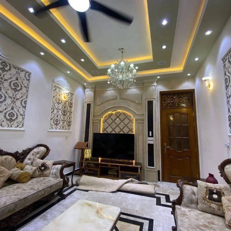 اعلان ●○● للبيع

بيت مودرن المساحه 《٢٠٠ متر 》سنه البناء 《٢٠٢٢》
 طابقين ونصف الواجه《 ٨ متر》 النزال 《٢٥ متر》
الواقع في حي الجهاد الضباط 
مزايا البيت ●○● واجه وارضيه مرمر طابقين ونصف غرف نوم نظام الماستر الابواب الخارجيه قاصه الشبابيك الالمنيوم  السقوم نقوش مغربيه 
محتويات البيت 《٧ غرف نوم》 《٨ حمامات 》《حولي 》《صاله ضيوف 》《مطبخ  مناور》 《سطح كبير و كراج 》

للاستفسار مراسلة الصفحة او الاتصال

على الارقام واتساب

☎️ ***********

☎️***********

زورو موقعنا ((مــكتــب بــاب الحــارة)) في حي الجهاد مقابل ((جامـــع النــور))ومجاور(( شارع التكية)) يوجد كافة العروضات وكافة المساحات للـــدور والاراضـــي
بإدارة { السيد ابو أنس}🇮🇶🇮🇶
