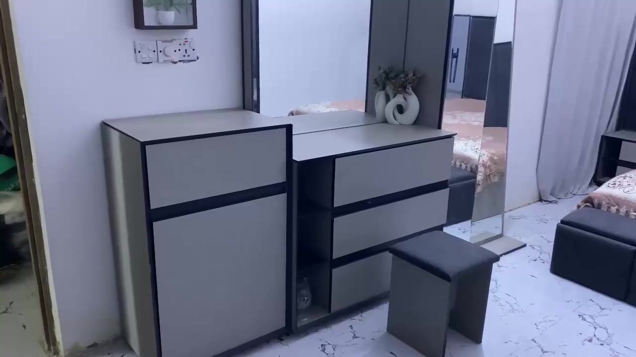 السلام عليكم غرف نوم تركي مودرن كلش نضيفه سعر1400 وبيها مجال للشراي وبيها وصل ضمان سنة


**إذا كنت صاحب هذا الإعلان وتريد حذفه لأي سبب، رجاءا أرسل رسالة إلى الدعم الفني**
