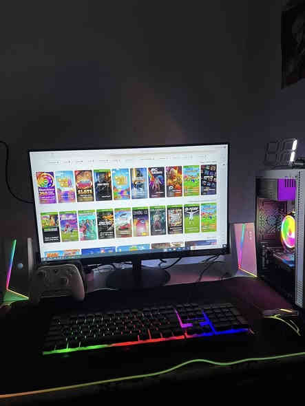 INTEL CORE 13 10100 + COOLER RGB : المعالج
المذربورد : MB H410M
GTX 1660 SUPER 6G : كرت الشاشة
الرامات : 16GB(8x2) 3200
M.2 128G : هارد
HDD 1TB : ٢ هارد
500W ROCKET Rgb : باور سبلاي

Case gaming 4fan rgb : كيس

سعر 200ومجال رقمي ***********
