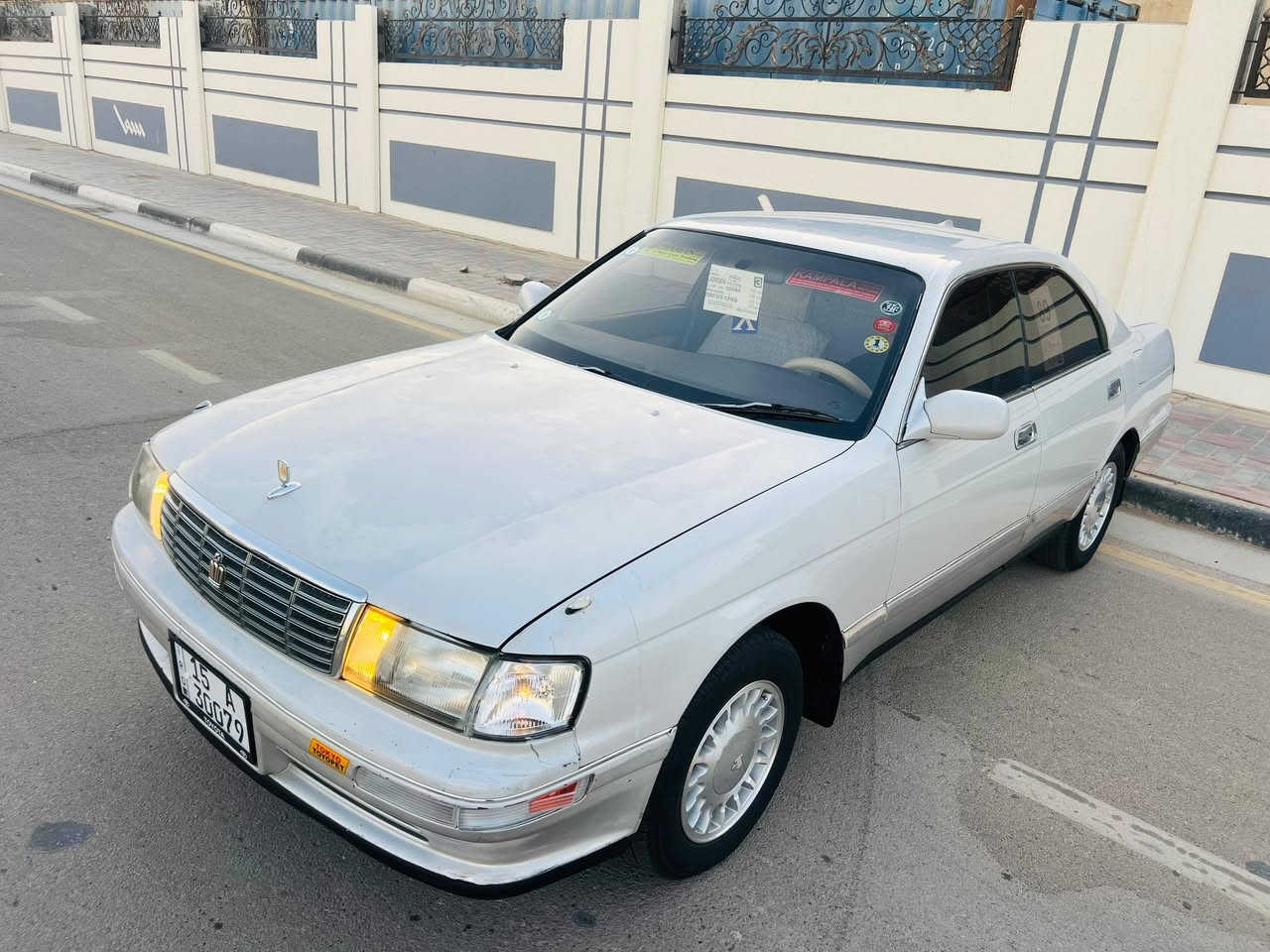 السلام عليكم بطه منفصل للبيع موديل 1995 رقم انبار سنويه 2030 كير ومكينه 2500 السياره كفاله عامه من الكصه ونقل جثه ولعيب شرعي ولصوليات والخياس والضربه السياره جاهزه مجهزه من حداديه تخم تاير كهربائيات تبريد غرفه جديده مدوشمه ثلاجه خلفيه العنوان كربلاء السعر 59  وبيها مجال للشراي للاستفسار على الرقم ***********
