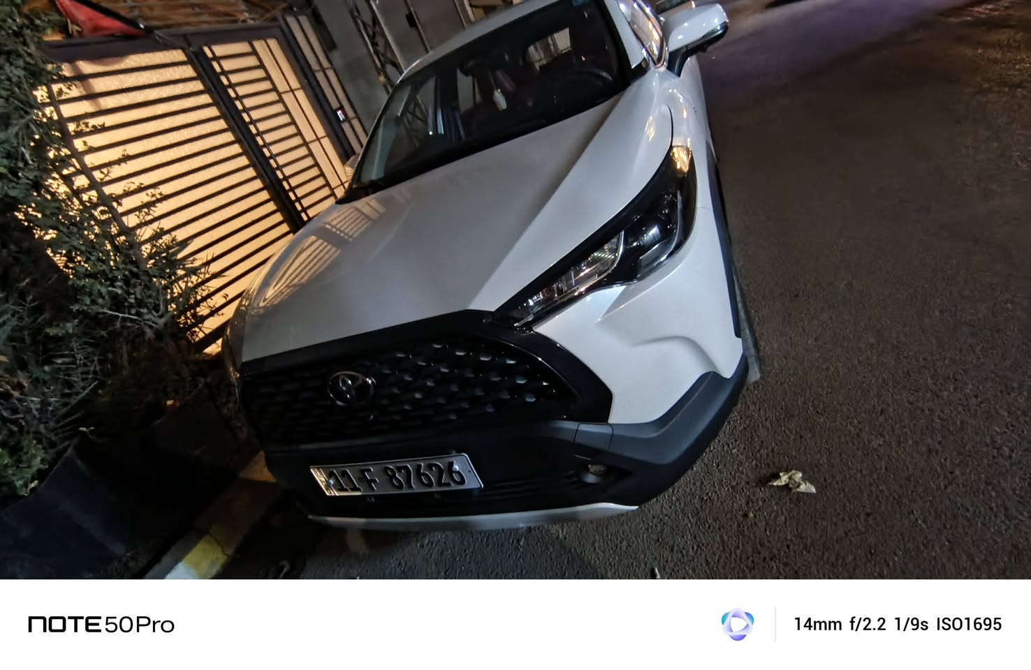 السلام عليكم كورالا كروز ٢٠٢٥
ماشية ٣٥٠٠

مكفولة بعدهي على حطتها 

***********
السيارة فول الاخير ٥ كاميرات جلد احمر واسود 

مكان السيارة البلديات
