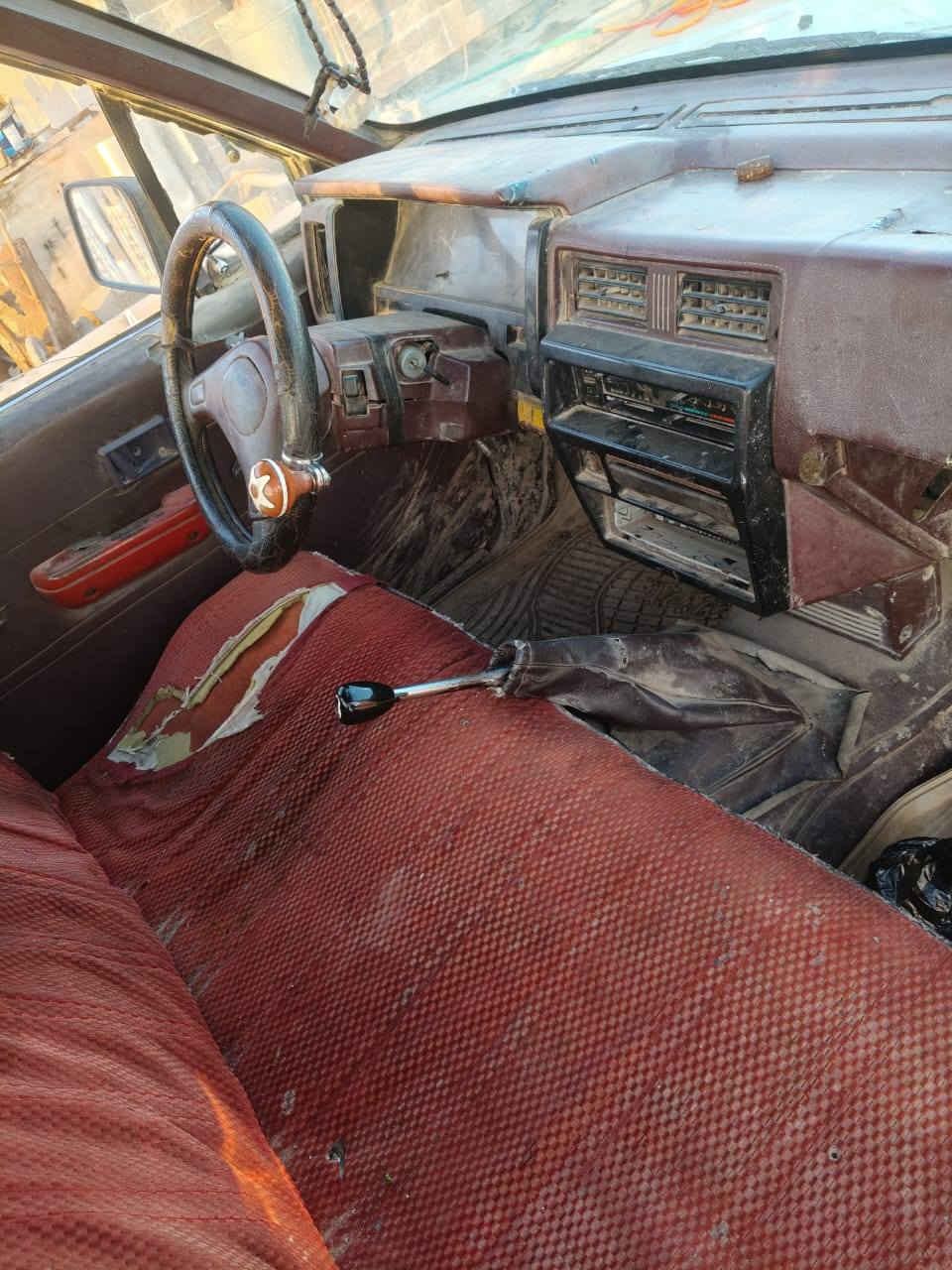 سلام عليكم بيكم نيسان للبيع مكينه جديده مال ٢٠٠٢ شرط معمره جديد طخم تاير جديد طخم معمر جديد شاصي شرط تحويل من الشرعي ما مسجل عل كابون بي طخات بصيطه السياره بدون صبغ ولكشر كدام العين السعر ٢٣ بيع مستعجل *********** آسيا ***********
