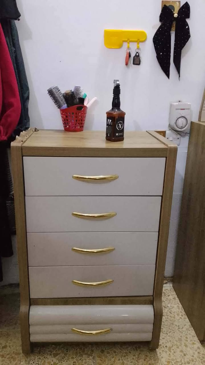 غرفة ضخمه 11قطعه ونضيفه سعره 950 شراي خاص النجف, العراق


**إذا كنت صاحب هذا الإعلان وتريد حذفه لأي سبب، رجاءا أرسل رسالة إلى الدعم الفني**