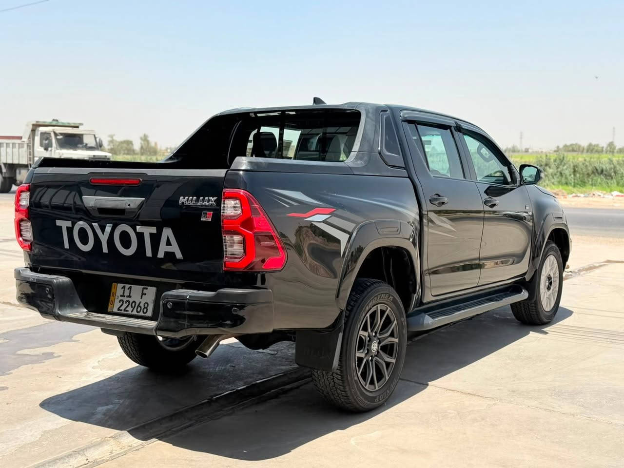 🚘 للبيع | تويوتا هايلوكس GR Sport 2022

المواصفات

* موديل: 2022
* كفالة عامة
* استخدام خفيف جداً
* أعلى فئة: GR Sport
* محرك V6
* دفع رباعي 4x4
* 4 كاميرات
* شاشة كبيرة
* حساسات خلفية
* تشغيل بصمة
* مقعد أمامي كهربائي
* داخلية جلد + شامواه
* تحكم بالدركسون
* تبريد قطعتين

السعر 375 $ قابل للمراوس

الموقع

بغداد – جسر ديالى – تقاطع النهروان

للتواصل

***********
***********
