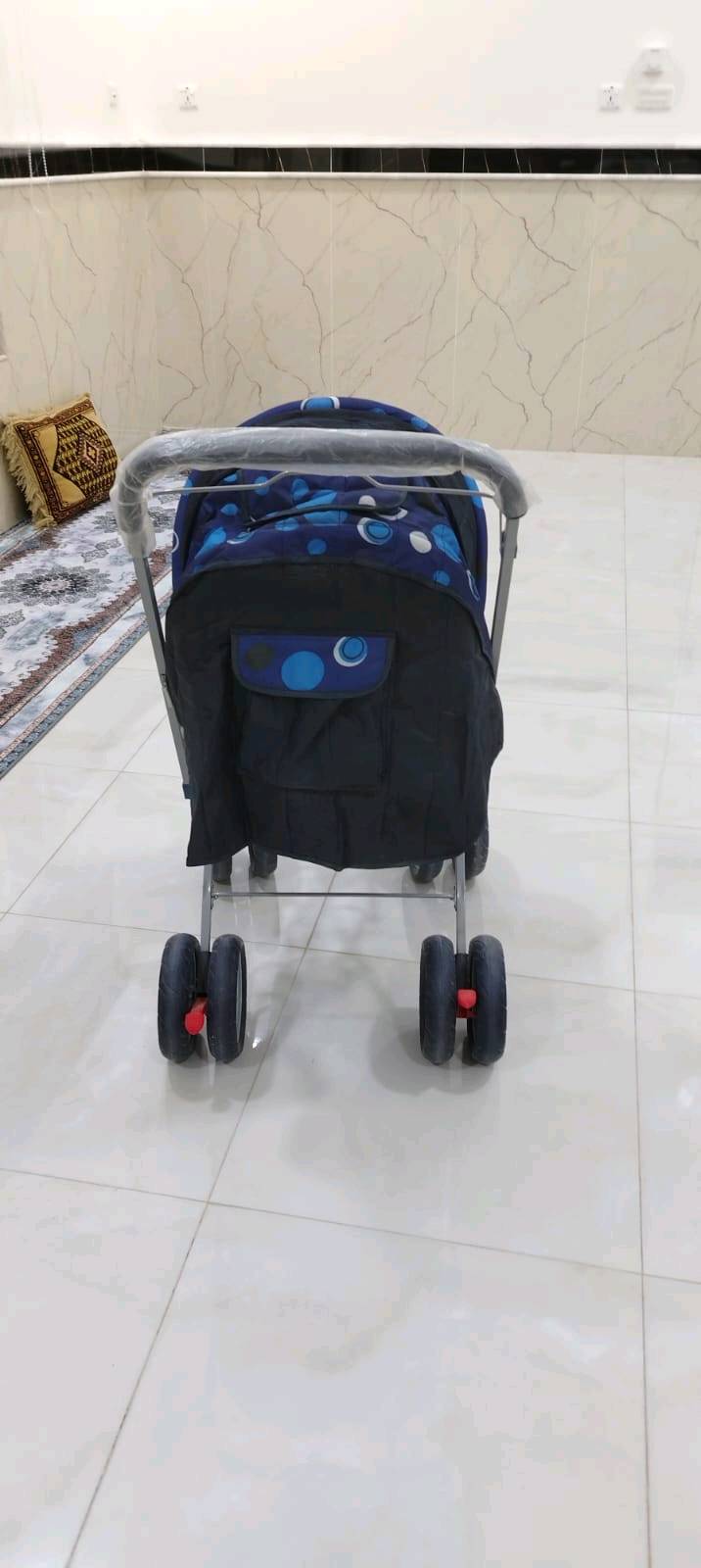 عربانة طفل ما مستخدمه ابد 60 وبيها مجاال *********** العنوان السماوه / المهدي