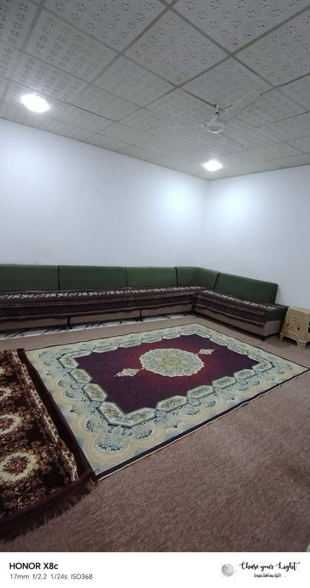 دار للبيع ابو خستاوي شارع الغسل
مساحته ١٥٥ متر مربع  السعر ٧٠ وبي مجال 
***********
