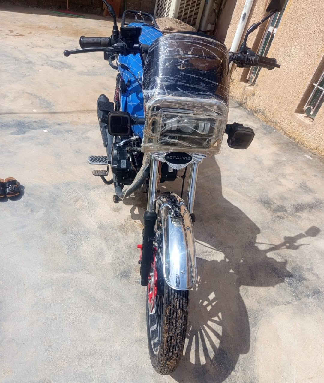 سيفان للبيع موديل 26 مكفةل كفاله عامه اوراق كامله  مكاني ديالى الخالص الناي اتصل على الرقم ***********
