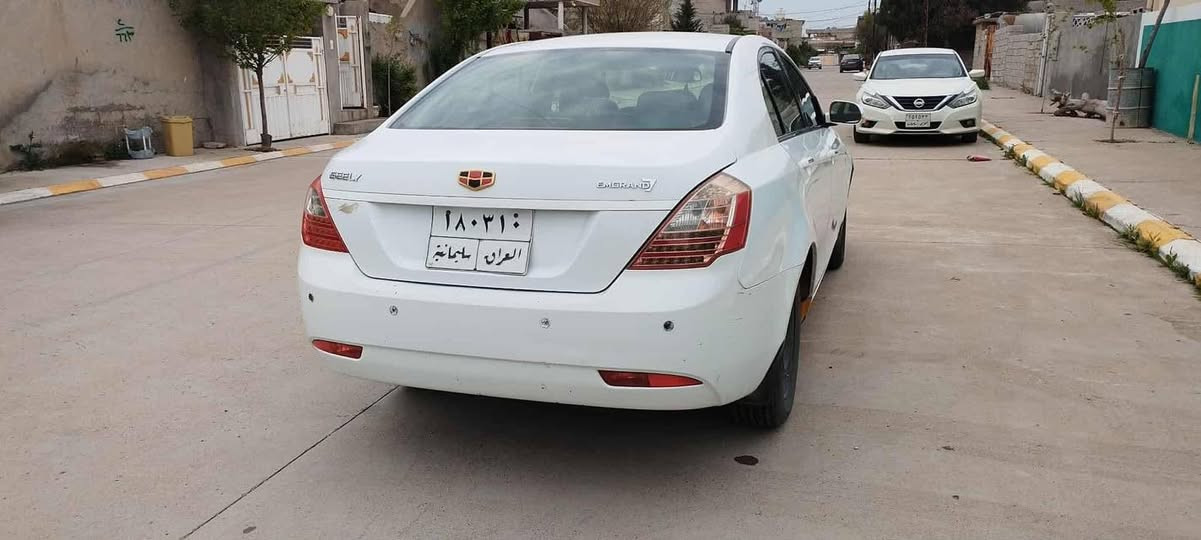 جیڵی ئێمیگراند ۲۰۱٤
بێ بۆیاخ
گێڕ ئۆتۆماتیك
سڵاید
١٥٩ هەزار کیلۆمەتر ڕۆشتووە
توند و تۆڵ و بێ مەسرەف
بە شەرتی گێڕ و مەکینە و تەحویل و غەرامە
سەنەوی بەسەرچووە 

نرخ: ٦٢ گەڵا و معامەلە

شوێن: سەیدسادق
ژ.م  ***********
