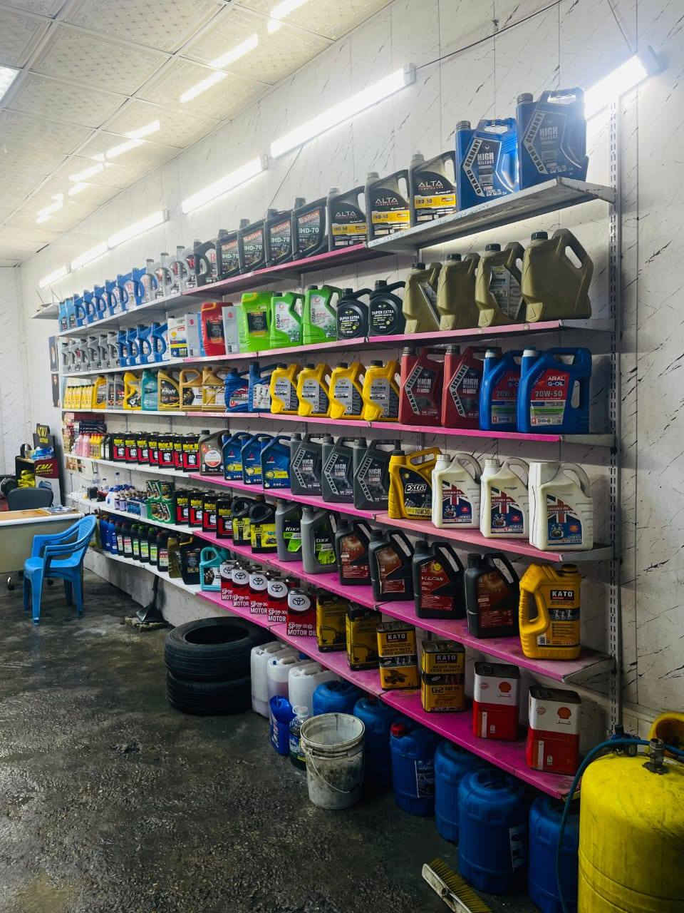 السلام عليكم محطه غسل وتبديل دهن. بنجر جاهزه للبيع مدينه الصدر قطاع 16 شغلها خير من الله سبب البيع عدم التفرغ مكلف اتصل 
***********
