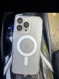 ‏سلام عليكم تلفون للبيع 15 Pro ماكس تلفون جديد ذاكرة 256 بطارية 87 سبب...