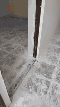 دار للبيع 100 متر
صب كونكريت النجف الاشرف حي الرحمه شارع الكيات
غرفه صاله ومطبخ واستقبال
اي استفسار مراجعه مكتب سور النجف
*********** واتساب
