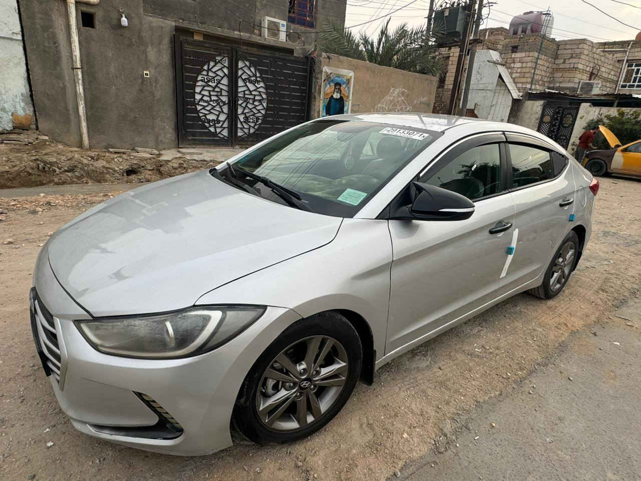 سياره النترا ٢٠١٨
سياره حره تحويل ثاني يوم السيارة بأسمي
أميركي
٢٠٠٠ دوش
ضعف بدائي بالمحرك
ضربته بالجاملغ الامامي الايسر
عنوان ناصرية للأستفسارع 
***********
السعر110 ناصرية, ذي قار
