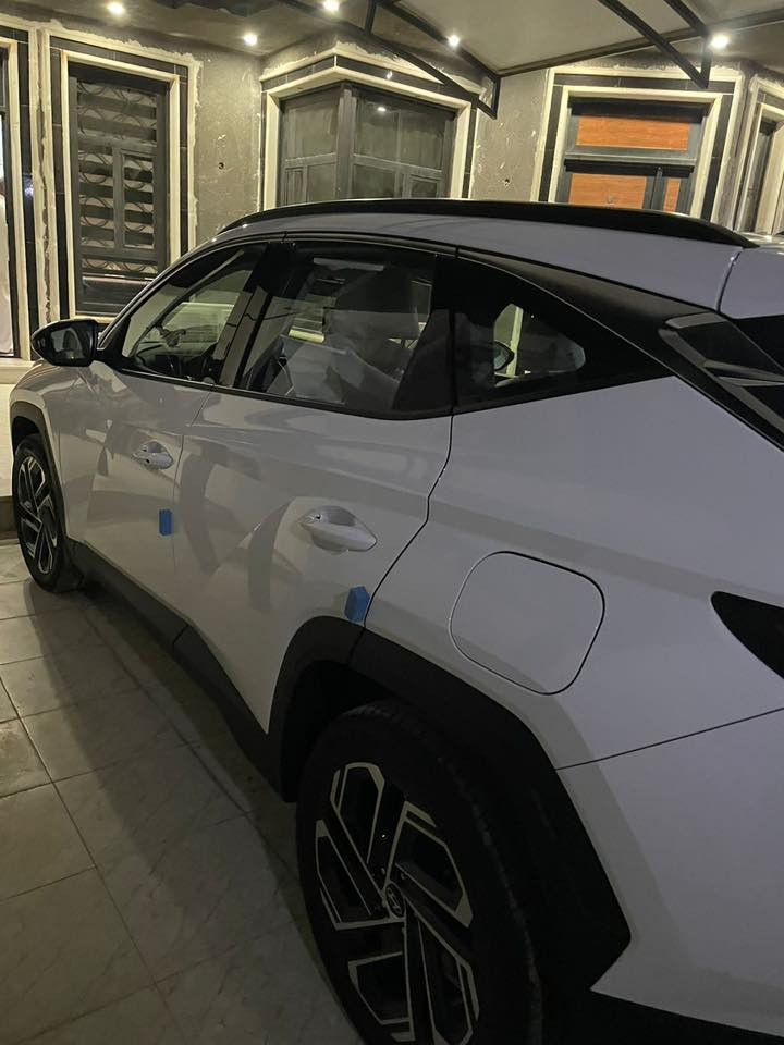 السلام عليكم توسان 2025 سياره ع وضع الشركه جبتهه زيرو حاليا ماشيه 18 الف مكفوله كفاله عامه من كلشي سياره حيل جديده السعر 230 وبيهه مجال للشراي الي تعجبه يتصل على الرقم ***********
