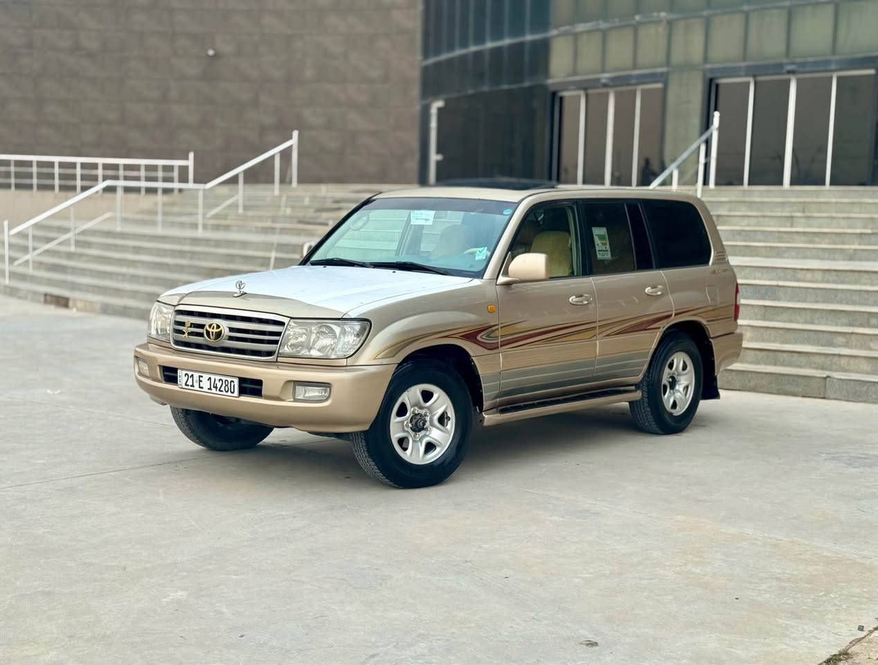 تويوتا لاندكروزر موديل ٢٠٠٣ (اصولي) 

سعرااا ١٤٦ و مجال قليل 

مكااان كركوك اسكان 

سيارة  مكفوول بس جاملغ صبغ بدون دواخل و ضربة 
فووول فوول مواصفات سلايت  شاشة حساسات ثلاجة و اوتوماتيك 
٧ راكب داخل  فورميكا  فور ويل و ئاريل  و كوبون بنزين موجود 
گير و محرك بشرط بدون صوت و بخار و صرف گير اوتو 
سنوية و هزة و زينكة كلهم جديد بشرط تحويل و وكالة 
تحويل (اصولي ) يعني تحويل (اصل )

*********** اسياسيل 
*********** كوره ك كركوك, العراق
