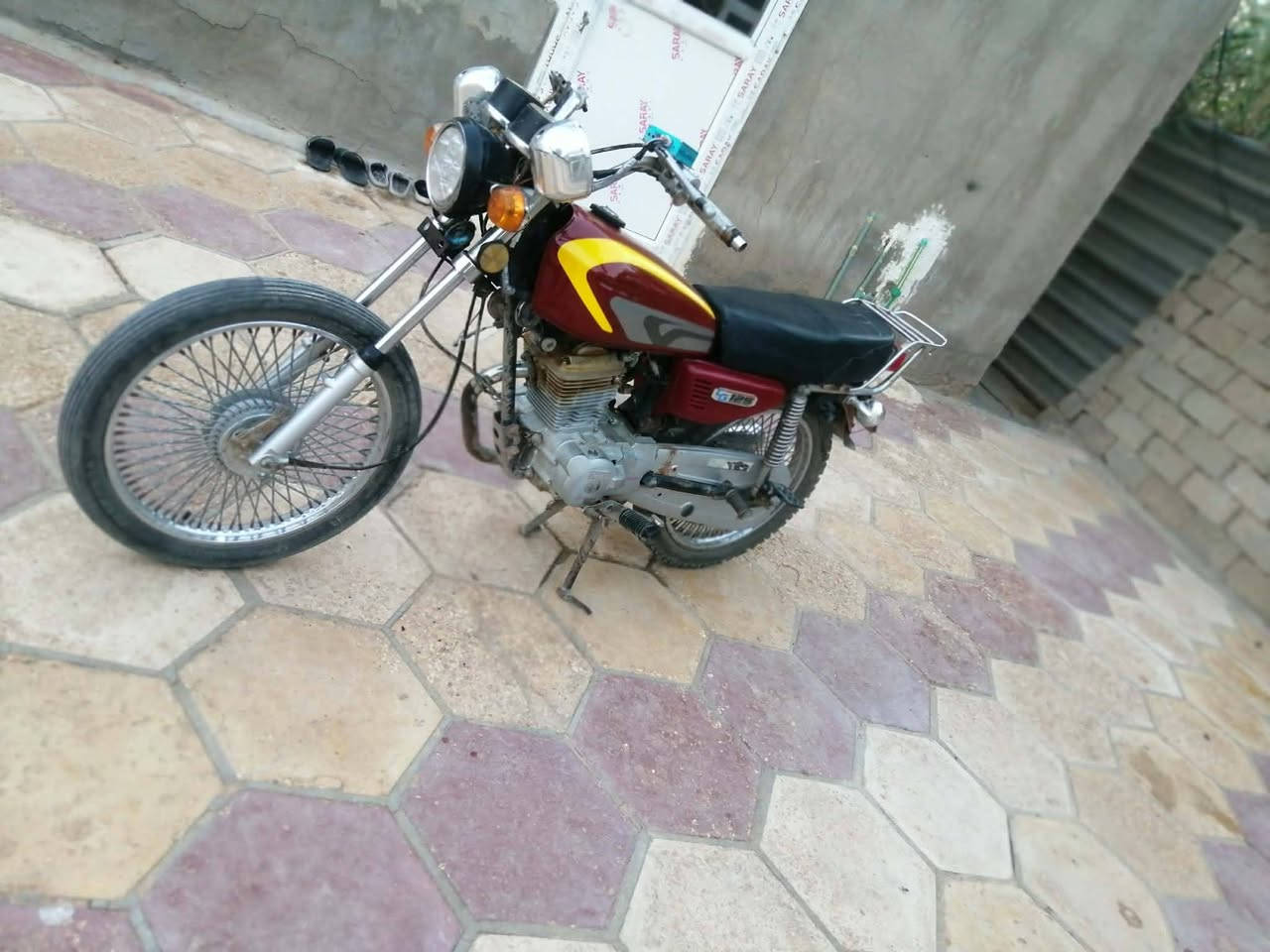 سلام عليكم دراجه نامه مديل 20دراجه كلك مكفوله من سرقه للبيع محرك مامفتوح نضيفه كلش سعر 280بيه مجال لشراي مكان نجف ابوصخير ***********مال متوازي
