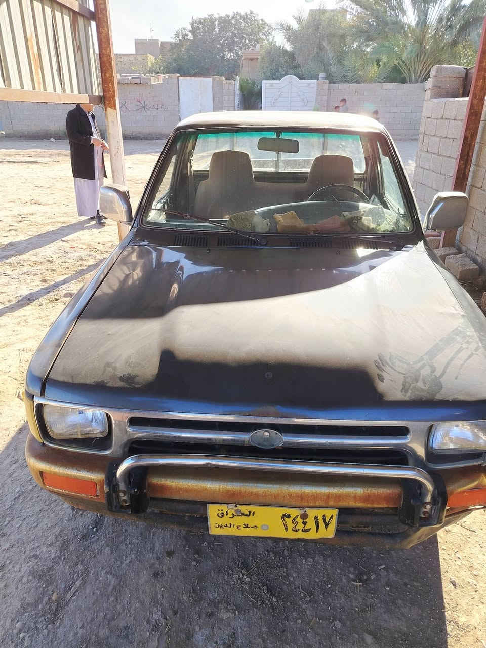 للبيع بيكم 92 السعر 30 وبيها مجال  ***********
