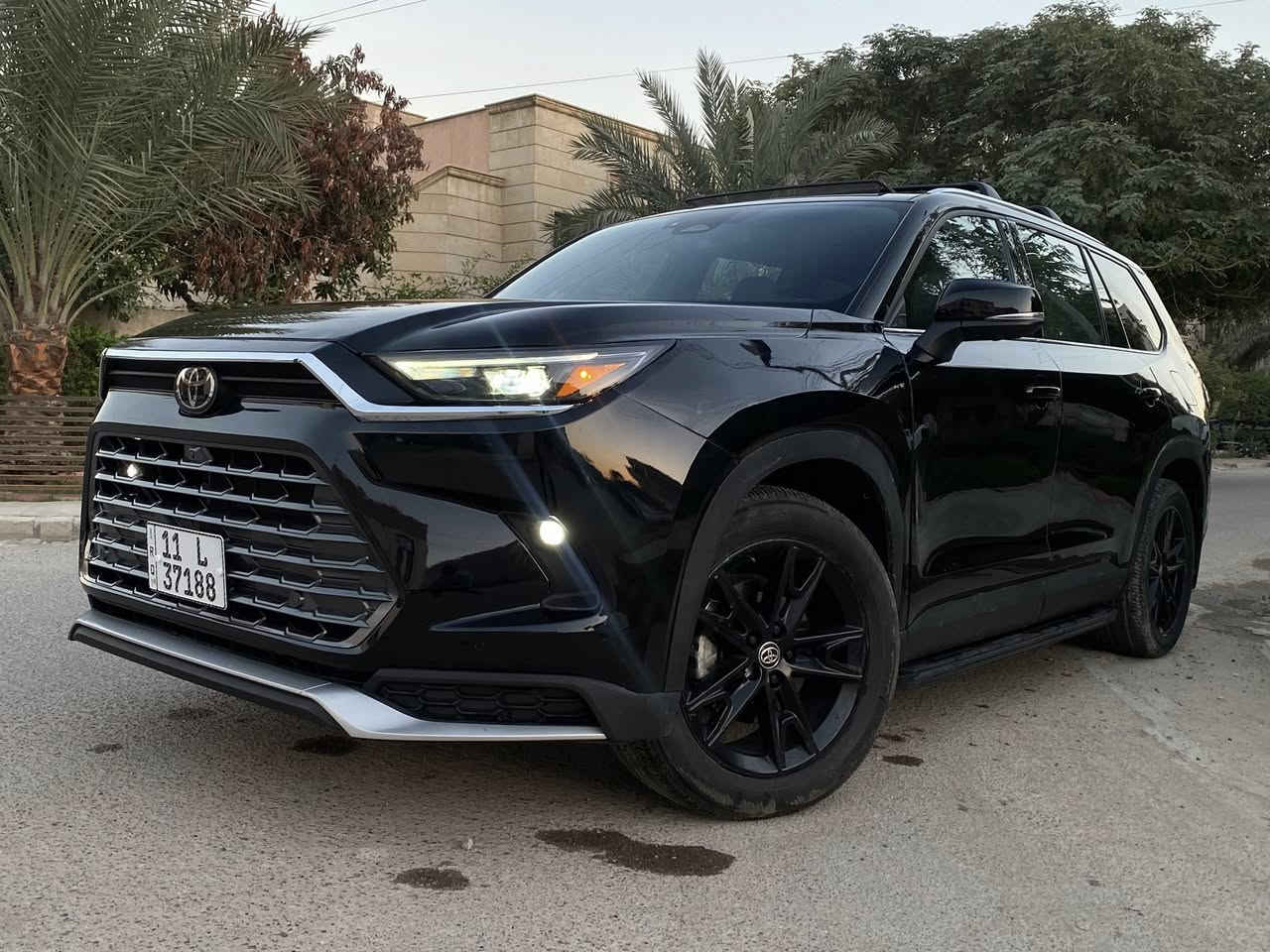 السلام عليكم

گراند هايلندر بلاتينيوم 2024 هايبرد ماكس فول

السياره اعلى مواصفات 

خمس كامرات 

بنوراما

داتا شو

بصمات ابواب

كشنات جلد كنتارا 

مقاعد تدفئه تبريد

سستم صوت JBL

خمس رادارت ٣ اماميه وثنين خلفي

حساسات امامي خلفي

شاحن وايرليس

محرك 2400 هايبرد تيربو 

لايت LED

سبعه راكب

وباقي المواصفات المعروفه

السياره باسمي

بدون تبديل اي قطعه

صبغ باب السايق وحافة الجنطه

والباقي راجع بارد

بدون اي نقص

ايرباك ستيرن وبرده ومسستم

مكانها اليرموك

السعر 340

***********
