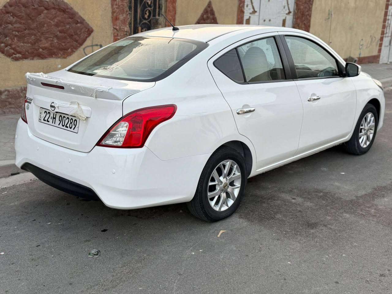 سلام عليكم نيسان صني للبيع فقط موديل 2025 رقم ربيل تريد تحويل تريد وكاله  سياره زيرو ستختام بيت سياره مصير جام 4دكم سياره كفاله عامه من كلشي بس شخط بل دعميه فقط العنوان البصره سعر 128بيه مجال رقم الهاتف ***********.     ***********
