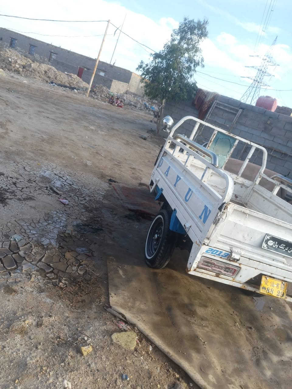 سلام عليكم  ستوته للبيع موديل 2013تعمير 2026معمرة  بالرمضان مكان ناصريه مركز السعر 1400وبيها مجال لحك جايه الشري يتصلل رقم ***********
