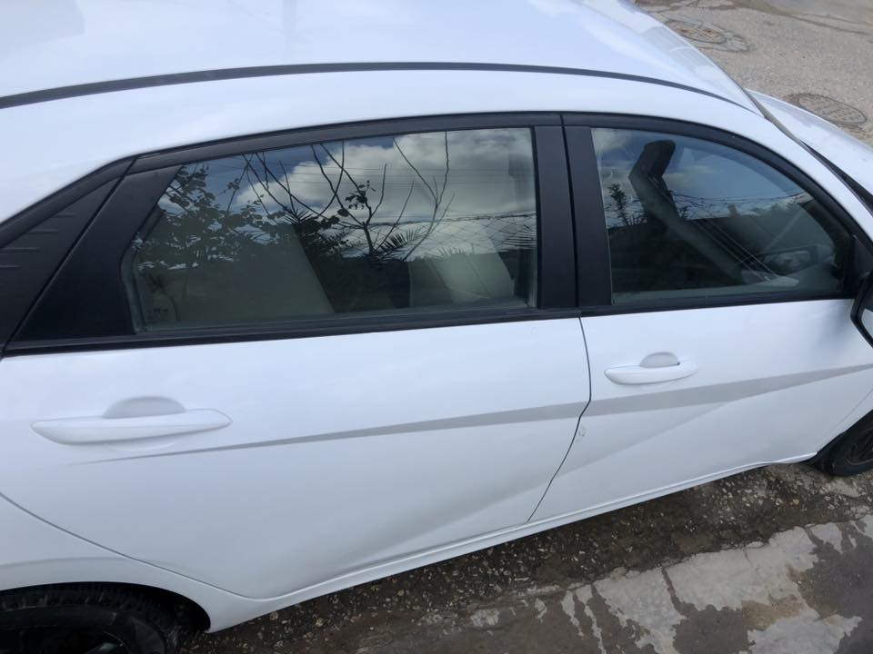 الانترا مديل 2021
خليجي 
محرك2000
رقم بغداد

بيها الباب الخلف السايق مبدل وصبغ شويه من الجاملغ والباب الثاني بي شوية صبغ 
سيارة جديدة   الله شاهد بس بوكت الزيارة نطلع بيها   وبالعافية علياخذها
***********
