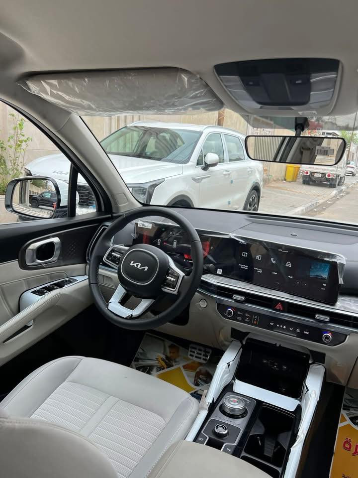 سورنتوا 2025  زيرو  ضمان الدولية 
ماشية 6000 الالف  
رقم بغداد 
ويل قياس20 
4كامرات 
داتاشو 
12 حساس  
تتقدم وترجع بالريمونت 

هواي مواصفات  كفالة عامة من الرصعة ومن الشخط 
محرك 6 سلندر  
شاشة متصله

مكان السيارة الديوانية 
السعر 325 
***********
