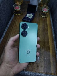 هواوي نوڤا ١٢ SE • ٢٥٦/٨ • بطارية ١٠٠٪