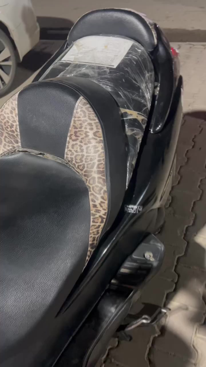 السلام عليكم و رحمة الله و بركاته، سعره مليون مابي اي عيب الي مهتم يتواصل وياي خاص او يترك تعليق


**إذا كنت صاحب هذا الإعلان وتريد حذفه لأي سبب، رجاءا أرسل رسالة إلى الدعم الفني**