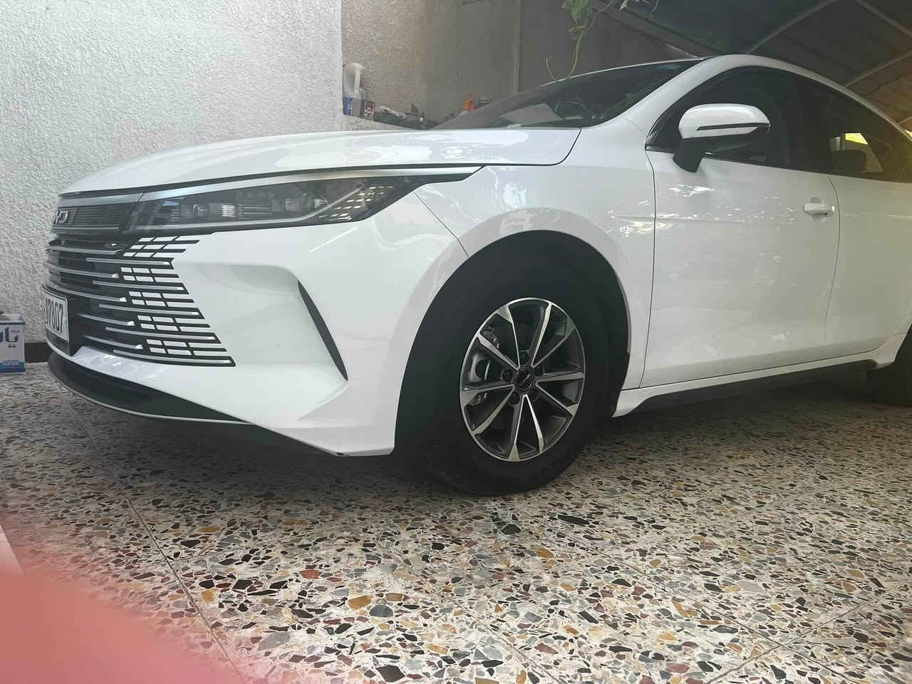 للبيع فقط ديستروير  مديل٢٥  ماشية ٢٧ الف  مكفولة من الصبغ بيهة ٣ رصعات حتة ميبينن  والباقي الميكانيك على وضع الشركة  رقم بغداد بسمي   مكان السيارة زعفرانية او كرادة السعر ١٩ مليون للستفسار ***********
