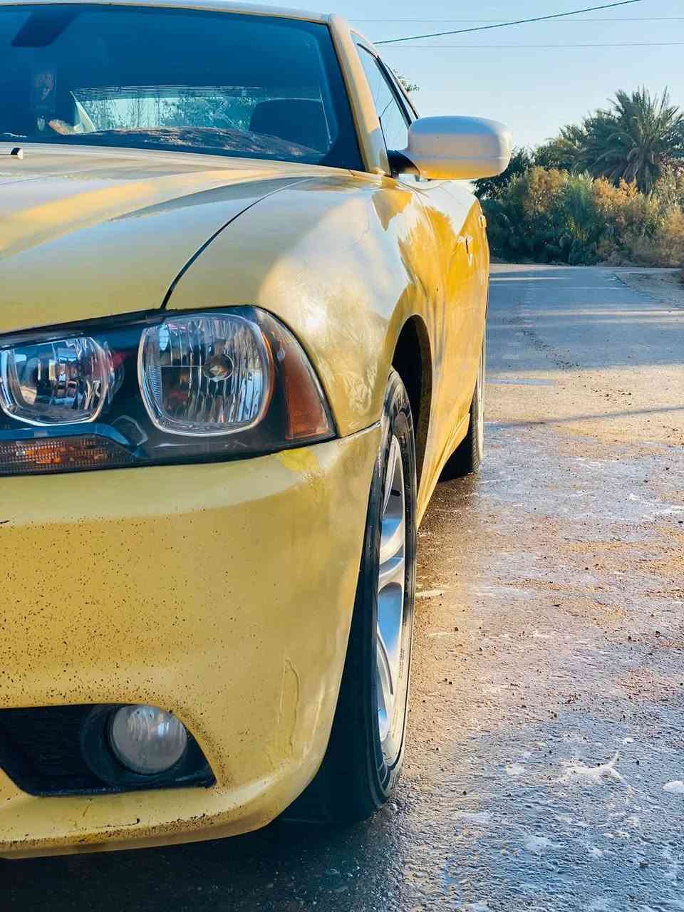 السلام عليكم 
#السعر145 وبيها مجال للشراي
جارجر موديل 2011 وارد كندي مكفوله  من الحادث بيها فتح براغي جاملغ وباب جهة السايق فقط
حداديه تبريد  تدفئه تخم تاير غرفه جديده   سياره جاهزه  رقم بغداد  مشروع وطني بأسمي 
للاستفسار الاتصال  على الرقم (***********)
